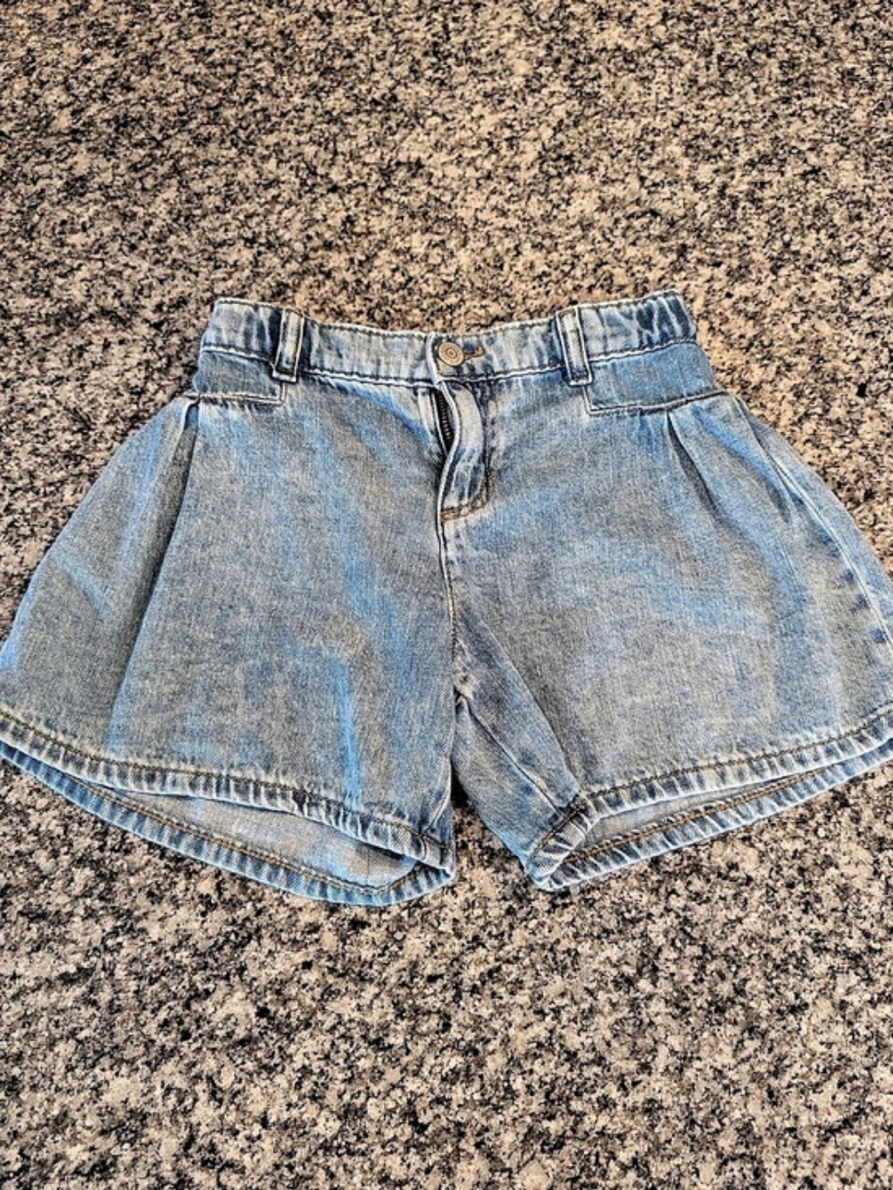 Cat & Jack Girls Denim Shorts Size Medium (8) Like New